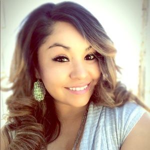 Meet your Posher, Vanessa